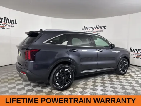 More photos of 2025 Kia Sorento S at Jerry Hunt Supercenter - Lexington, NC
