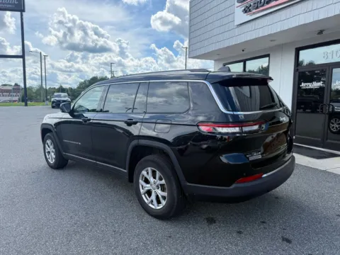 More photos of 2021 Jeep Grand Cherokee L Limited at Jerry Hunt Supercenter - Lexington, NC