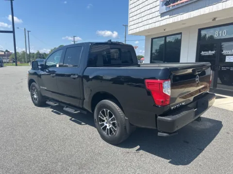 More photos of 2024 Nissan Titan SV at Jerry Hunt Supercenter - Lexington, NC