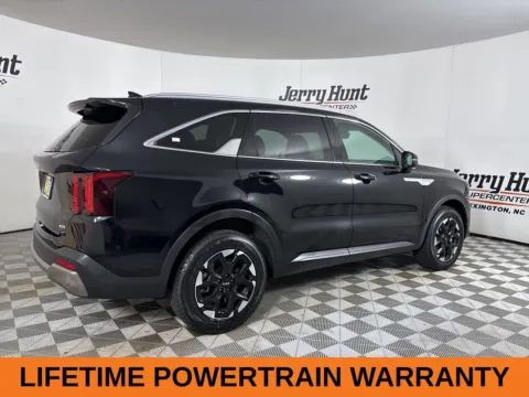 More photos of 2024 Kia Sorento S at Jerry Hunt Supercenter - Lexington, NC