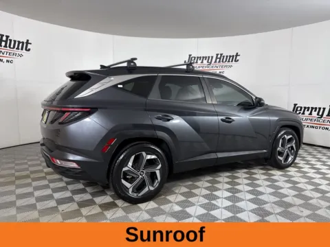 More photos of 2022 Hyundai Tucson SEL at Jerry Hunt Supercenter - Lexington, NC