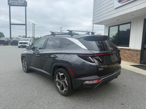 More photos of 2022 Hyundai Tucson SEL at Jerry Hunt Supercenter - Lexington, NC