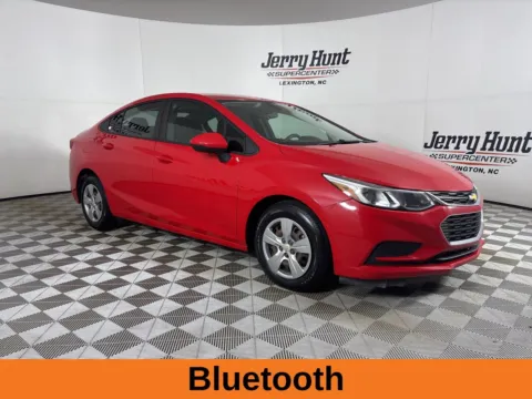 More photos of 2018 Chevrolet Cruze LS at Jerry Hunt Supercenter - Lexington, NC
