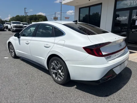 More photos of 2020 Hyundai Sonata SEL at Jerry Hunt Supercenter - Lexington, NC