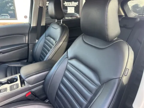 Photos of 2024 Ford Edge SEL for sale in Lexington, NC at Jerry Hunt Supercenter - Lexington