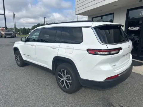 More photos of 2024 Jeep Grand Cherokee L Limited at Jerry Hunt Supercenter - Lexington, NC