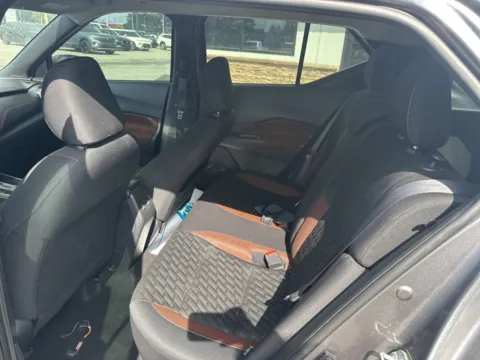 More photos of 2021 Nissan Kicks SR at Jerry Hunt Supercenter - Lexington, NC