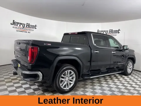 More photos of 2021 GMC Sierra 1500 SLT at Jerry Hunt Supercenter - Lexington, NC