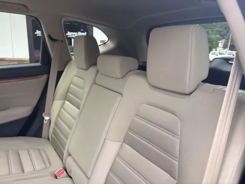More photos of 2019 Honda CR-V EX at Jerry Hunt Supercenter - Lexington, NC