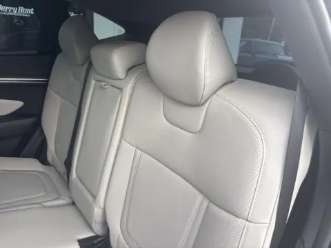 More photos of 2022 Hyundai Tucson Limited at Jerry Hunt Supercenter - Lexington, NC