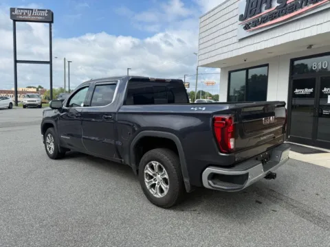 More photos of 2024 GMC Sierra 1500 SLE at Jerry Hunt Supercenter - Lexington, NC