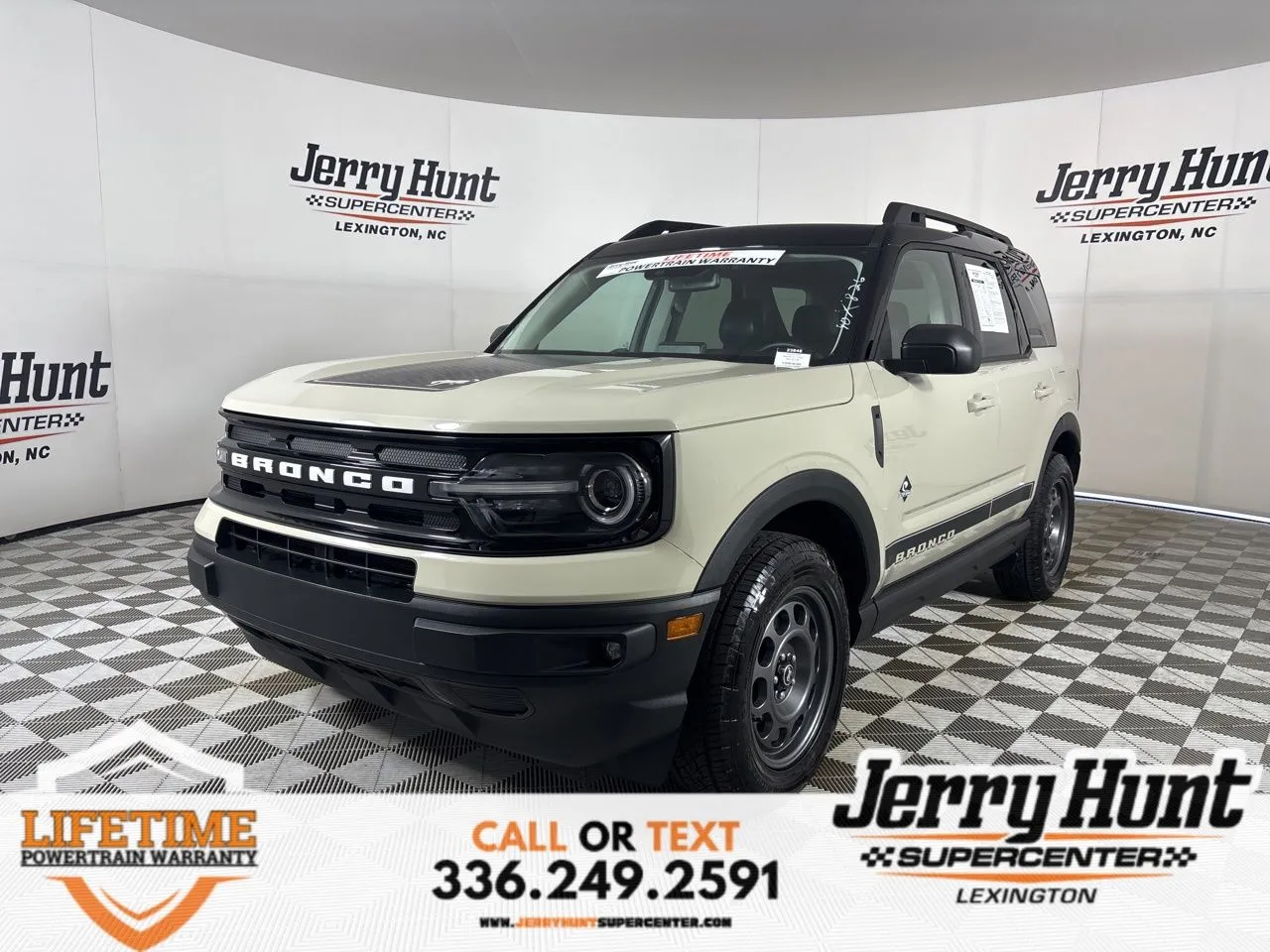 Brown 2024 Ford Bronco Sport Outer Banks for sale in Lexington, NC