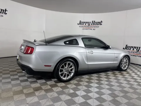 More photos of 2011 Ford Mustang GT Premium at Jerry Hunt Supercenter - Lexington, NC