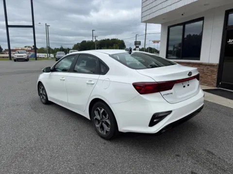 More photos of 2021 Kia Forte LXS at Jerry Hunt Supercenter - Lexington, NC