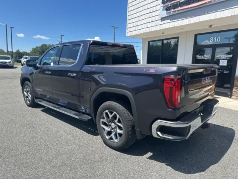 More photos of 2023 GMC Sierra 1500 SLT at Jerry Hunt Supercenter - Lexington, NC