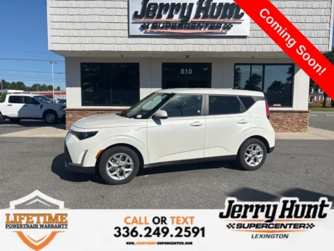 White 2023 Kia Soul LX for sale in Lexington, NC