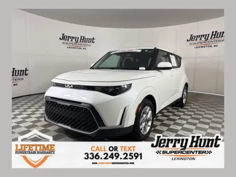 White 2023 Kia Soul LX for sale in Lexington, NC