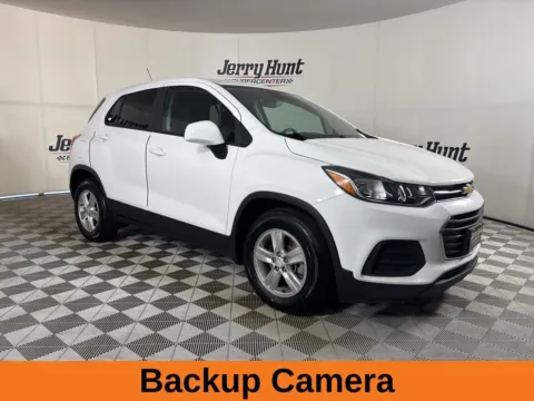 More photos of 2020 Chevrolet Trax LS at Jerry Hunt Supercenter - Lexington, NC