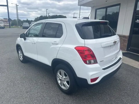 More photos of 2020 Chevrolet Trax LS at Jerry Hunt Supercenter - Lexington, NC