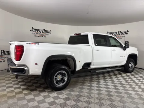 More photos of 2024 Chevrolet Silverado 3500HD LT at Jerry Hunt Supercenter - Lexington, NC