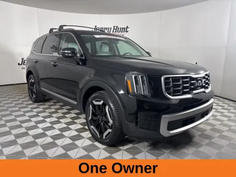 More photos of 2023 Kia Telluride S at Jerry Hunt Supercenter - Lexington, NC