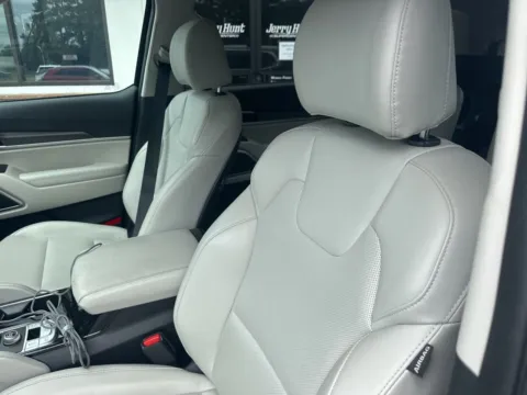 Photos of 2023 Kia Telluride S for sale in Lexington, NC at Jerry Hunt Supercenter - Lexington