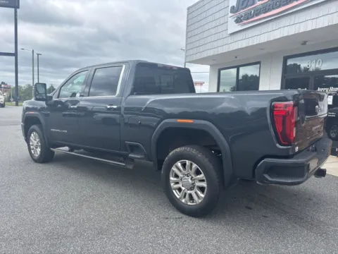 More photos of 2021 GMC Sierra 3500HD Denali at Jerry Hunt Supercenter - Lexington, NC