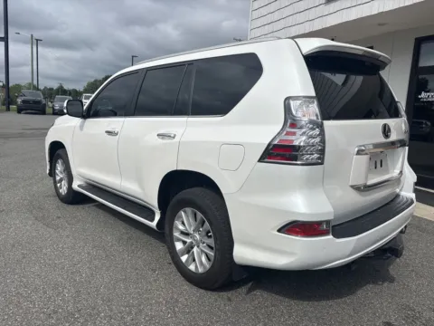 More photos of 2023 Lexus GX 460 at Jerry Hunt Supercenter - Lexington, NC