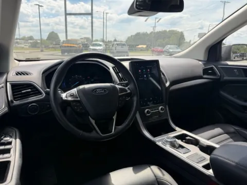 More photos of 2024 Ford Edge SEL at Jerry Hunt Supercenter - Lexington, NC