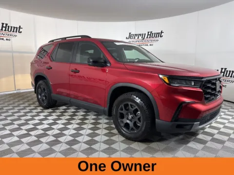 More photos of 2025 Honda Pilot TrailSport at Jerry Hunt Supercenter - Lexington, NC