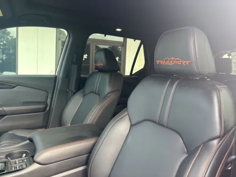 Photos of 2025 Honda Pilot TrailSport for sale in Lexington, NC at Jerry Hunt Supercenter - Lexington
