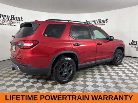 More photos of 2025 Honda Pilot TrailSport at Jerry Hunt Supercenter - Lexington, NC