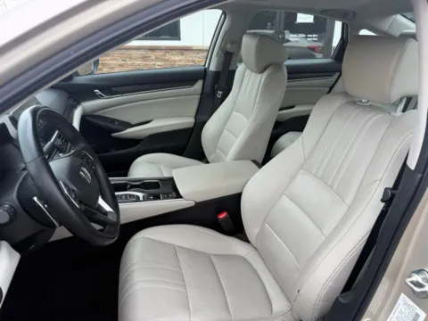 Photos of 2020 Honda Accord Hybrid EX-L for sale in Lexington, NC at Jerry Hunt Supercenter - Lexington