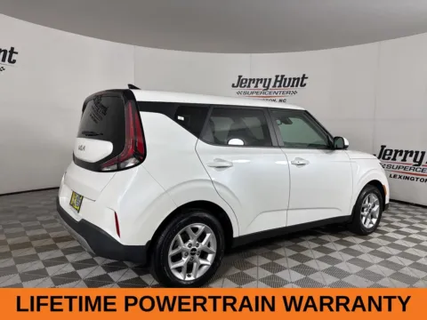 More photos of 2023 Kia Soul S at Jerry Hunt Supercenter - Lexington, NC