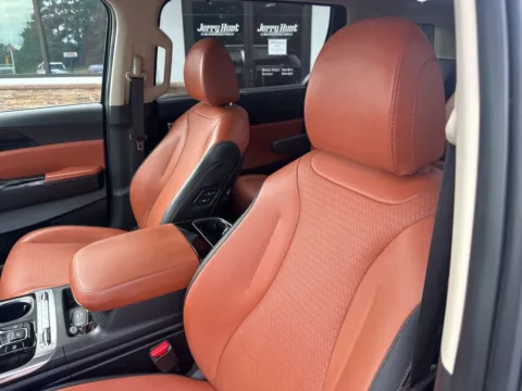 Photos of 2024 Kia Carnival SX Prestige for sale in Lexington, NC at Jerry Hunt Supercenter - Lexington