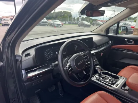 Another view of 2024 Kia Carnival SX Prestige for sale in Lexington, NC at Jerry Hunt Supercenter - Lexington