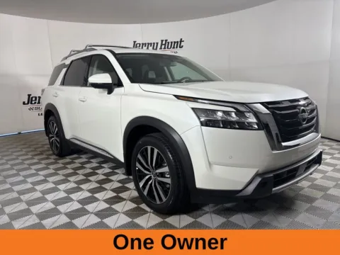More photos of 2024 Nissan Pathfinder Platinum at Jerry Hunt Supercenter - Lexington, NC