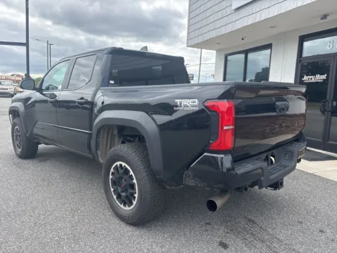 More photos of 2024 Toyota Tacoma TRD Off-Road at Jerry Hunt Supercenter - Lexington, NC
