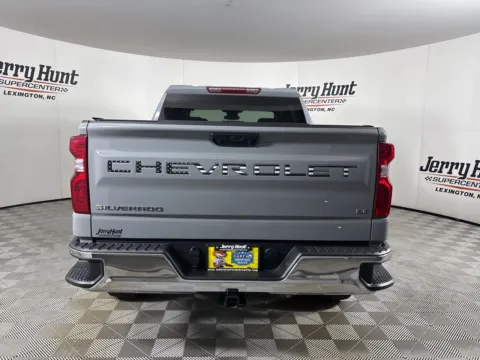 More photos of 2024 Chevrolet Silverado 1500 LT at Jerry Hunt Supercenter - Lexington, NC