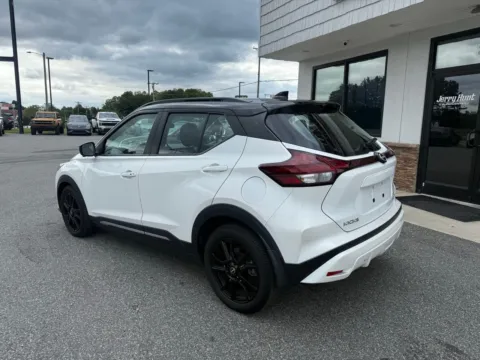 More photos of 2023 Nissan Kicks SR at Jerry Hunt Supercenter - Lexington, NC