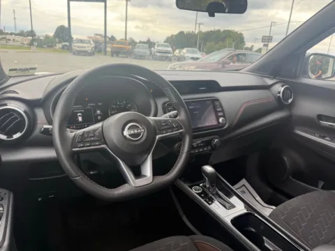 More photos of 2023 Nissan Kicks SR at Jerry Hunt Supercenter - Lexington, NC