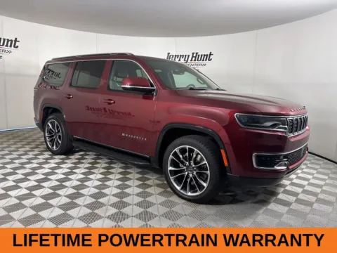 More photos of 2022 Jeep Wagoneer Series II at Jerry Hunt Supercenter - Lexington, NC