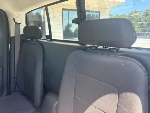 More photos of 2022 GMC Canyon Elevation at Jerry Hunt Supercenter - Lexington, NC