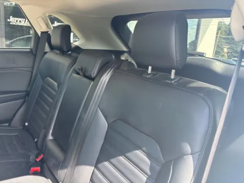 More photos of 2024 Ford Edge SEL at Jerry Hunt Supercenter - Lexington, NC