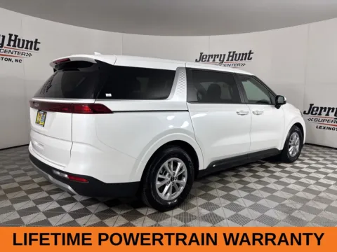 More photos of 2024 Kia Carnival LX at Jerry Hunt Supercenter - Lexington, NC