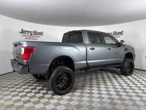 More photos of 2018 Nissan Titan XD SV at Jerry Hunt Supercenter - Lexington, NC