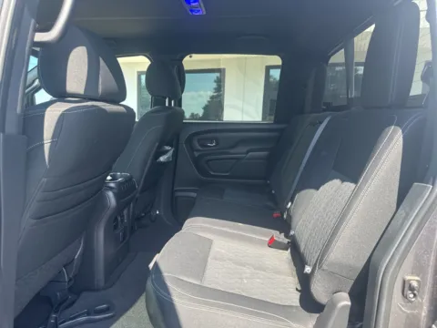 More photos of 2018 Nissan Titan XD SV at Jerry Hunt Supercenter - Lexington, NC