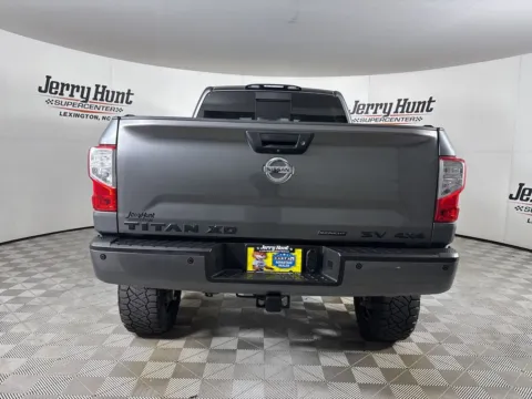 More photos of 2018 Nissan Titan XD SV at Jerry Hunt Supercenter - Lexington, NC