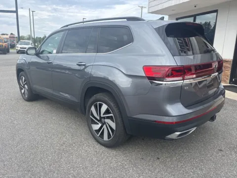 More photos of 2024 Volkswagen Atlas 2.0T SE w/Technology at Jerry Hunt Supercenter - Lexington, NC