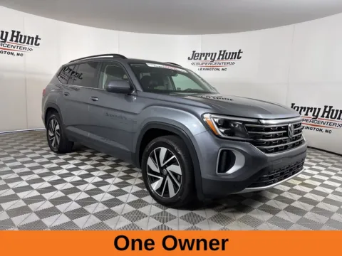 More photos of 2024 Volkswagen Atlas 2.0T SE w/Technology at Jerry Hunt Supercenter - Lexington, NC